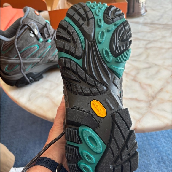 New Merrell Moab 2 Mid Waterproof Hiking Shoe - Picture 7 of 8